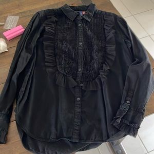 Pre-Owned Pilcro Ruffle Front Western Shirt in Black Size S